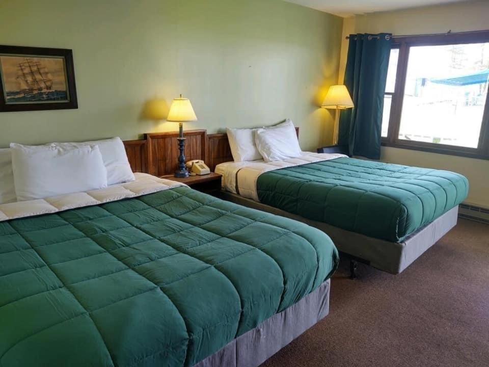 Gavin'S Iris H Country Inn Cornwallville Exterior photo