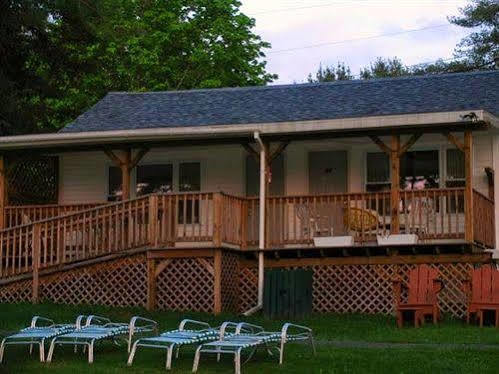 Gavin'S Iris H Country Inn Cornwallville Exterior photo